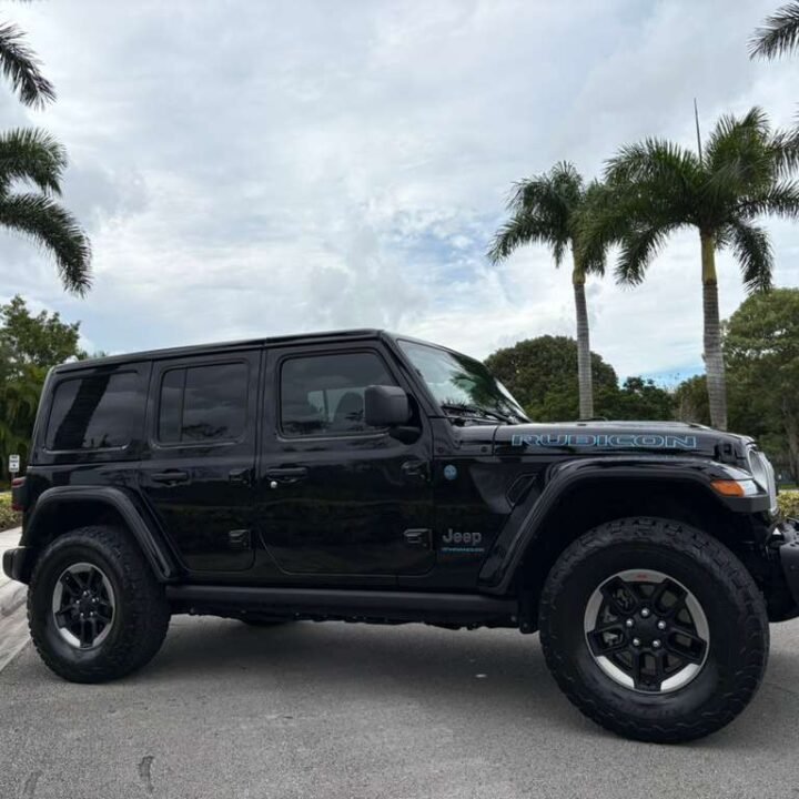 2025 Landrover Defender 110 S